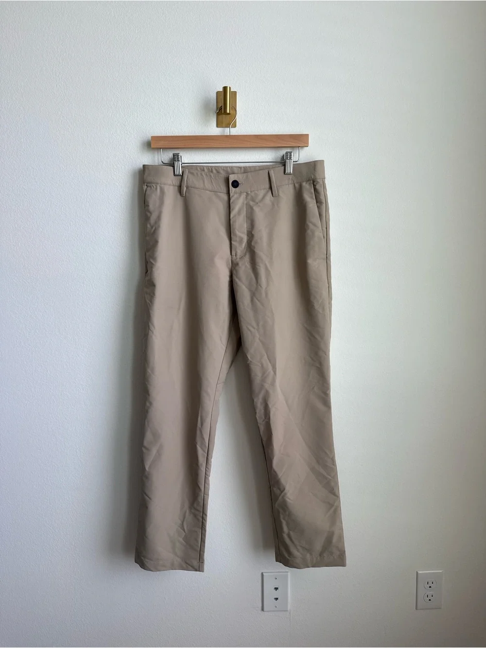 Banana Republic Men’s Performance Pants Beige Khaki 32x29 Stretch Chino